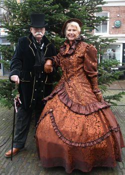 Kostuums - Heer en dame van Adel
